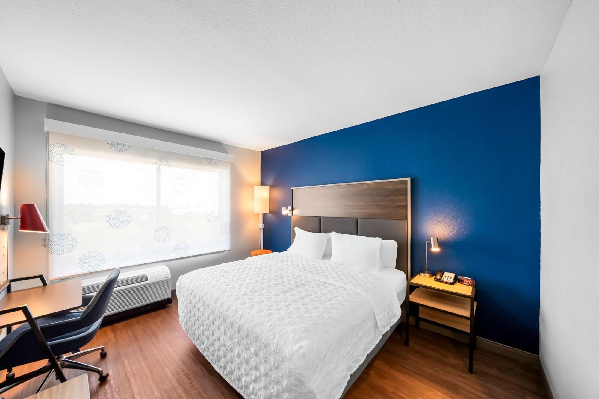 Tru By Hilton Plano Hwy 75 Hotel Exterior photo
