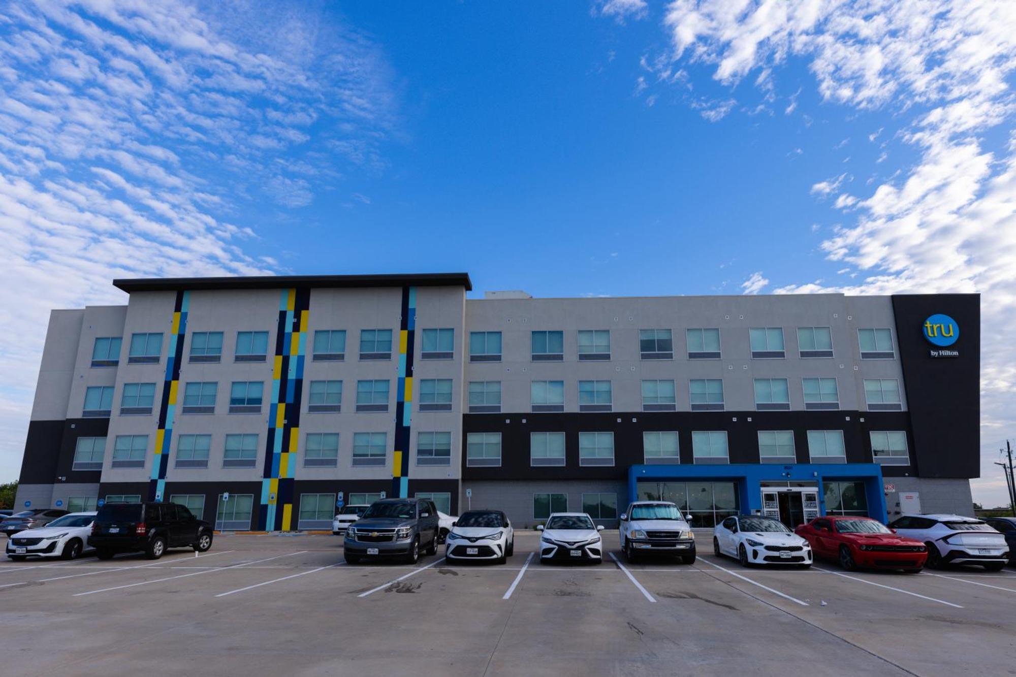 Tru By Hilton Plano Hwy 75 Hotel Exterior photo